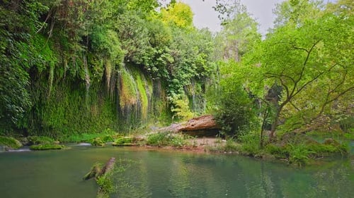 Waterfall (4K)