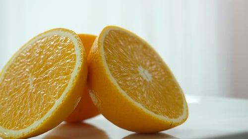 Orangenfruchtscheibe in Zeitlupe