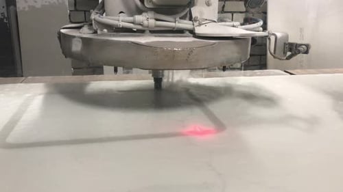 CNC Machine Milling Material with Red Laser