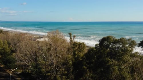Luftaufnahme eines Strandes von Locri. Kalabrien.