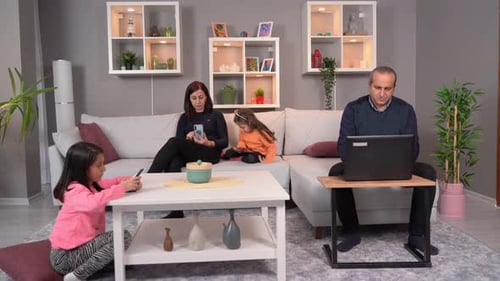 Technologie und ferne familiäre Bindungen.
