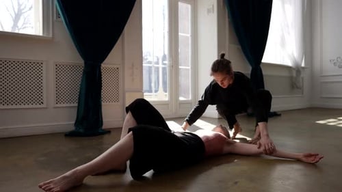 Modern Dance Performance Young Man and Woman are Dancing Contemporary Choreography in Hall