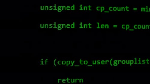 Écrire du code de programmation sur un ordinateur portable. Codes de site Web sur un écran d'ordinateur. Contexte technologique