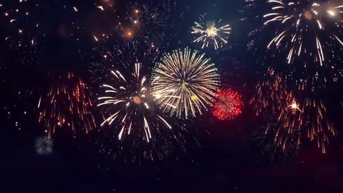 Fogos de artifício dourados grandes e brilhantes com luzes de bokeh no céu noturno