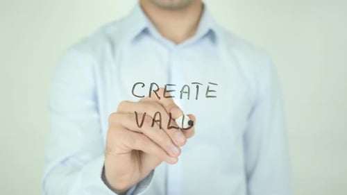 Crea valor, escribiendo en la pantalla