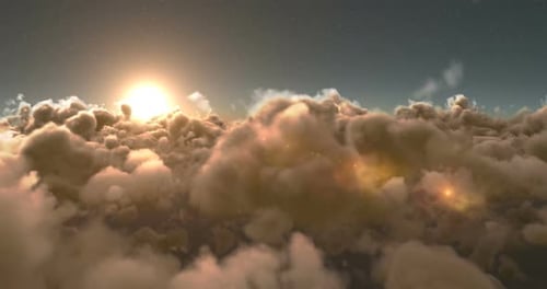 Nuages enfumés et soleil éclatant