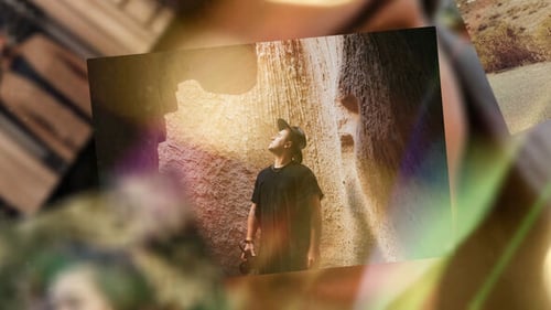 Dynamic Photo Slideshow with Light Leaks and Cinematic Transitions