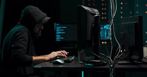 Equipe de hackers adolescentes procurados internacionalmente infecta servidores e infraestrutura com ransomware