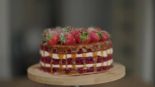 Delicious Cake with Strawberries and Caramel