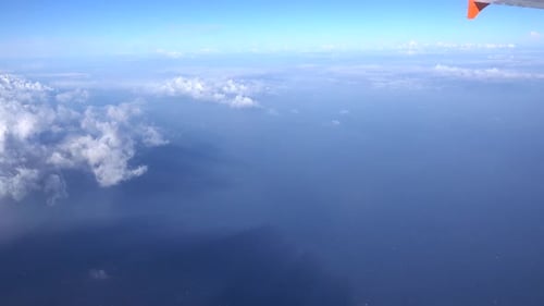 Wolken mit dem Flugzeug