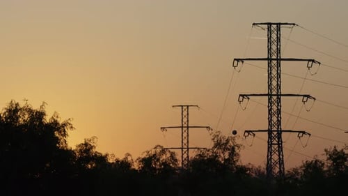Postes de alimentación con cables de alimentación