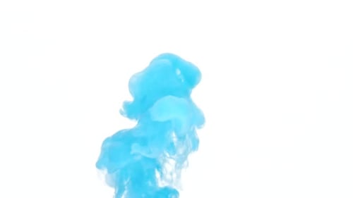 Peinture bleu clair dans l'eau