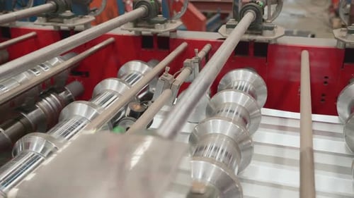 Steel roofing forming machine for manufacturing metal pipes and tubes in the factory