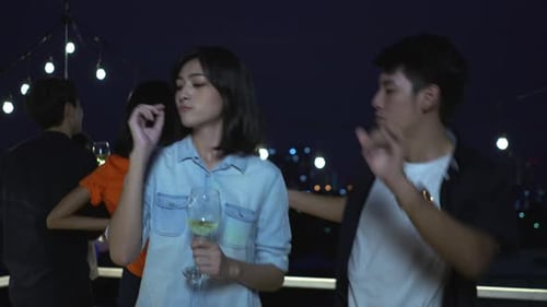 People enjoy dancing