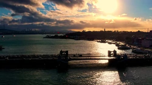 Silhoutte bei Sonnenuntergang in Istanbul