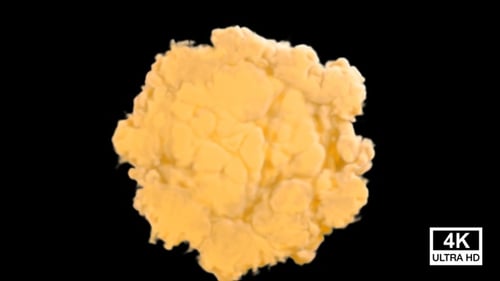 De la fumée de couleur jaune s'écoule et se propage de manière concentrique vers l'extérieur et atteint l'objectif des caméras V6