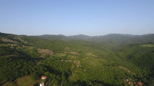 Häuser auf einem Berg