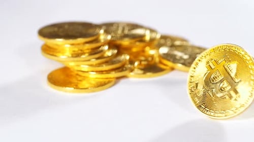 Le modèle Ralenti Metal appartient au réseau Bitcoin crypté