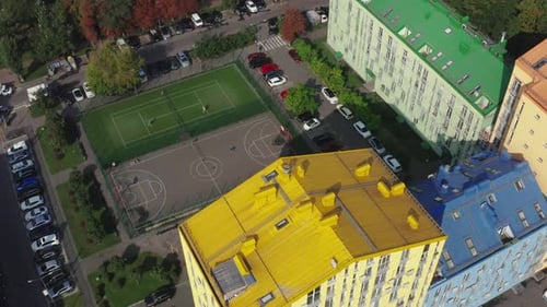 Vista superior de los coloridos edificios modernos, imágenes aéreas del Zumbido