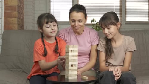 Home intelligent game
