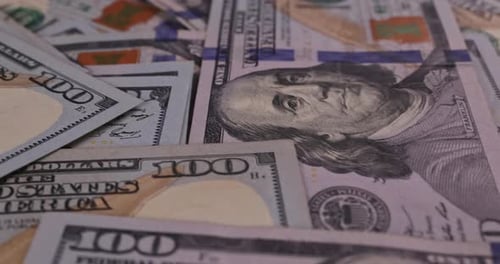 Ein Stapel von Hundert-Dollar-Scheine Geld-Banknote