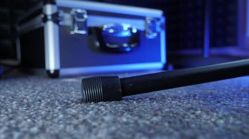 Microphone stand leg