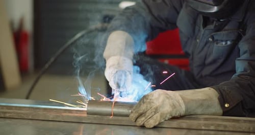 Industrie - Schweißerschweißen Stahlbau