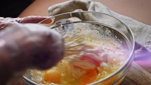 Bake the Dough for the Cake in the Form of Baking
