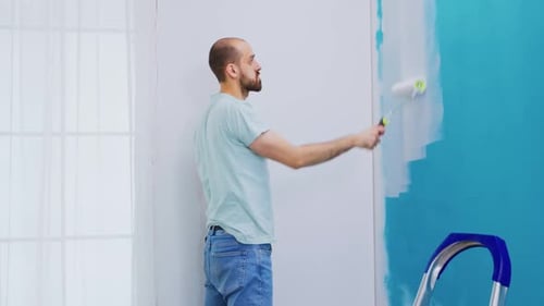 Wohnungswand neu streichen