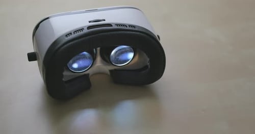 VR Headset Lenses Reflecting Light