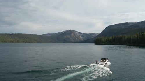 Wakesurfing 4K