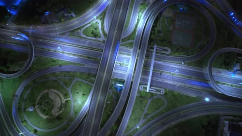 4K : prise de vue aérienne en Laps de temps par Drone de l'autoroute et du trafic inter-États