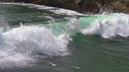 Ocean Waves Slow Motion