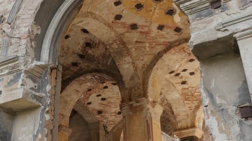 Details inside Jewish house of prayer bombed in WW2 slow tilt 3840X2160 UltraHD footage - Synagogue