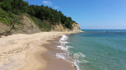 Blick auf den schönen Strand