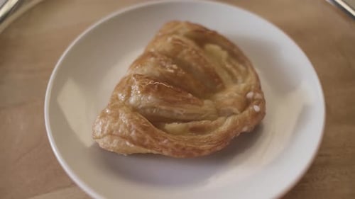 Nahaufnahme von süßem Brötchen