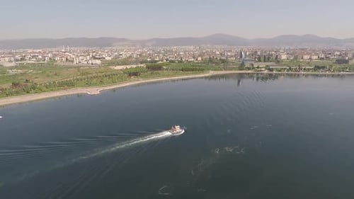 Bateau de pêche aérien