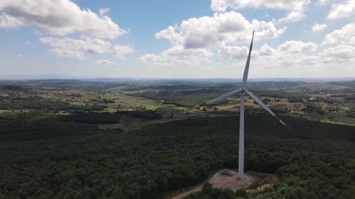 Windturbine rotierend