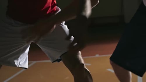 Hinter dem Rücken Dribbeln