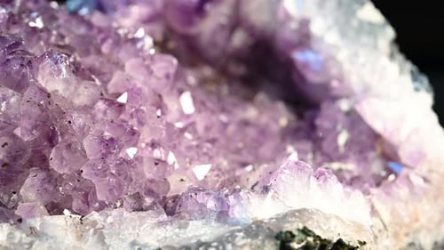 beautiful example of a large quartz deposit of amethyst. Very large example with many crystals. Sl