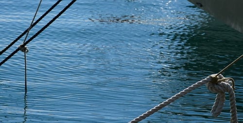 Seil in einem Hafen