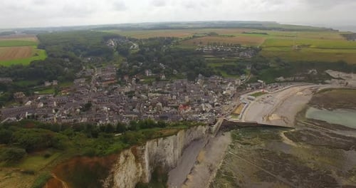 White cliffs at Etretat, Normandy, France.