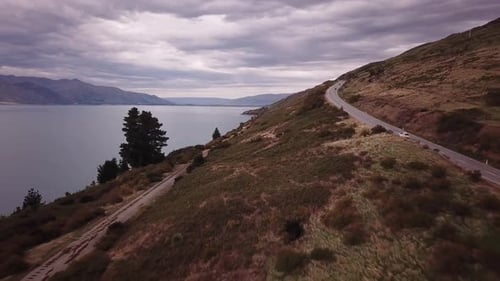 New Zealand scenic road by lake