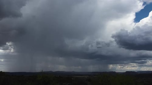 La tormenta monzónica en el centro de Arizona se acerca