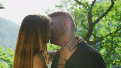 Close up of a couple kissing
