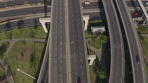 Luftaufnahme der Verkehrsstraße