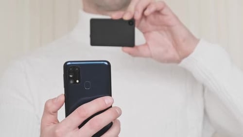 Scanning QR Code with a Modern Cold Crypto Wallet and Smartphone