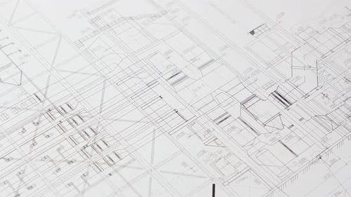 L'
ingénieur examine les données du bâtiment le plus complet du bâtiment. Gros plan