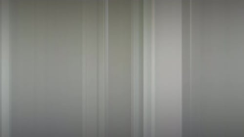 Elegant Vertical Light Bar Reveal