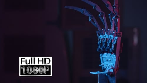 Mano de robot girando con luz roja y azul